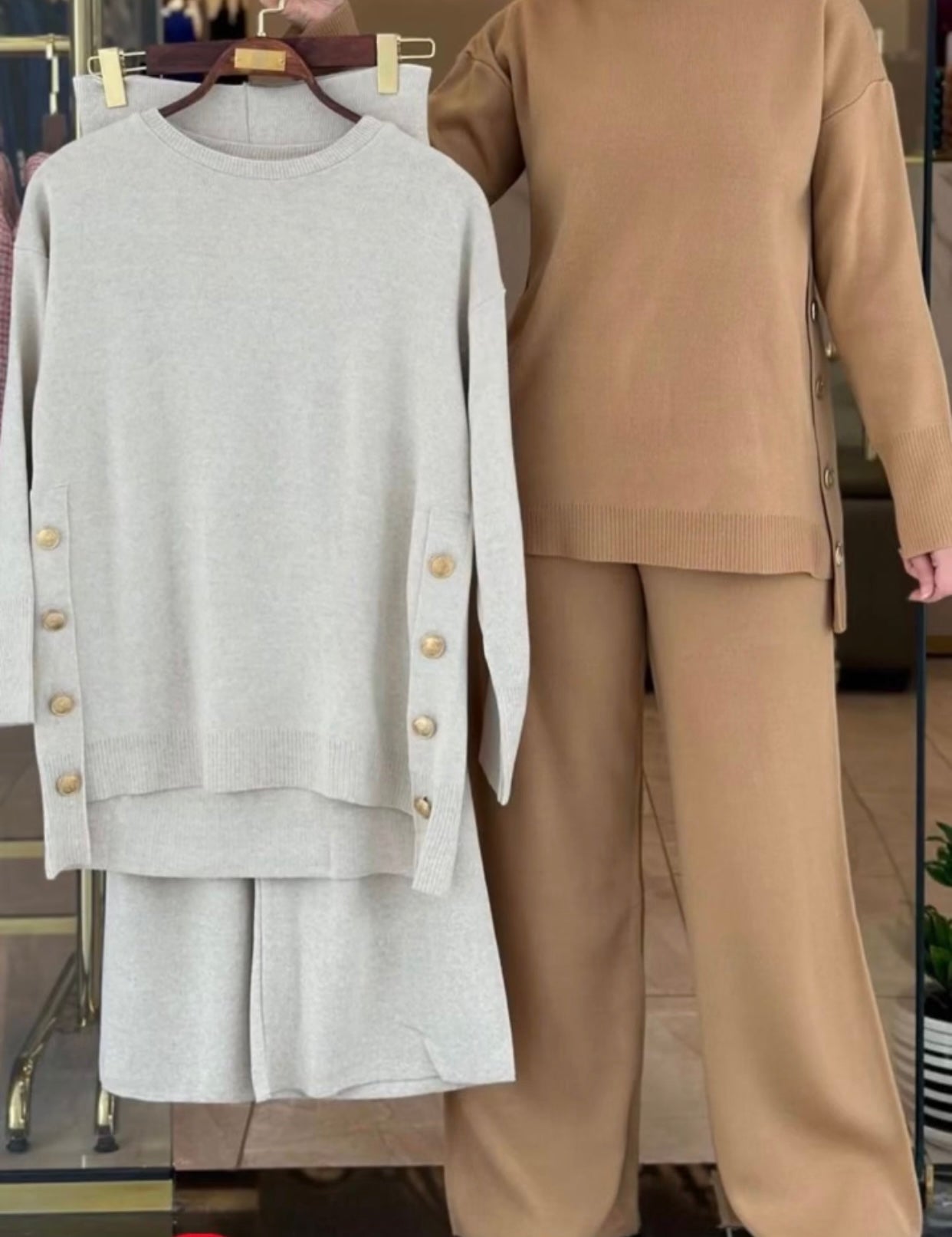 Beige knitwear set